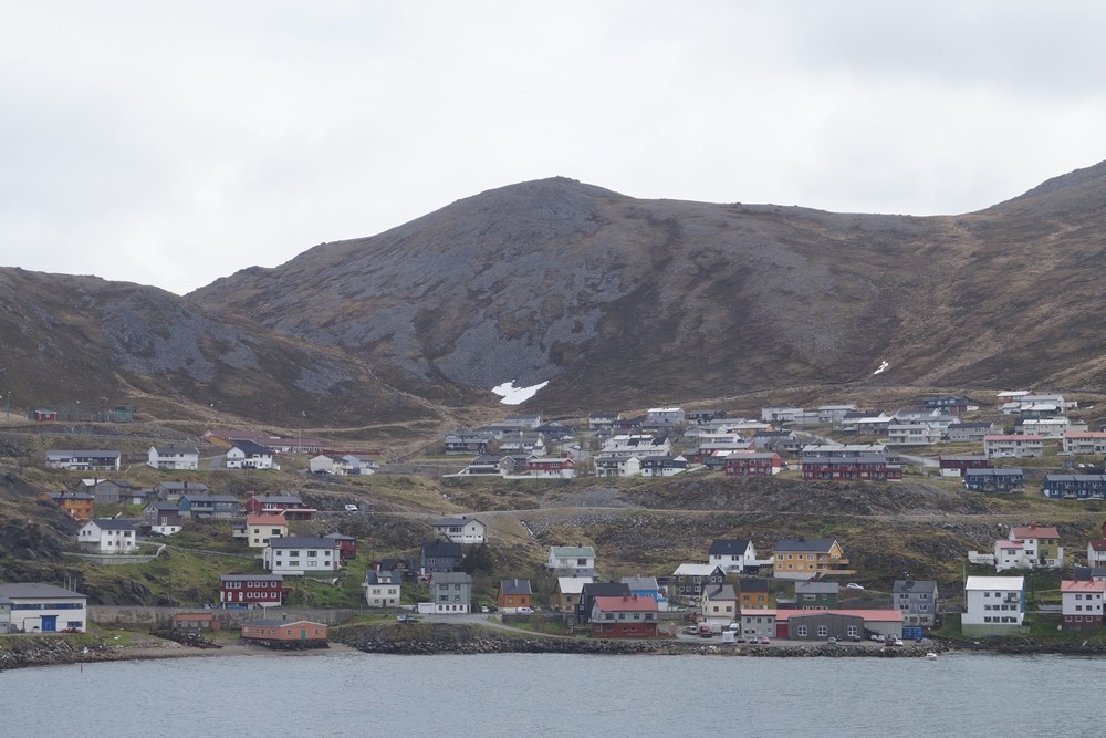 Honingsvag, von hier sind es noch ca. 30 km zum Nordkap, letzte Möglichkeit zum Einkaufen