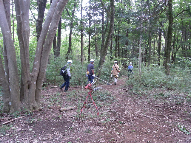 ①作業現場に向かう