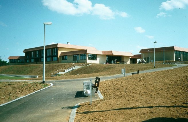 1982 - Bürgerhalle mit Vereinsheim