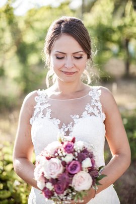 Braut Brautstyling Aufsteckfrisur - Mariposa Styling mit Stil Hochzeitsstyling Wien und Umgebung ©Sonja Huber