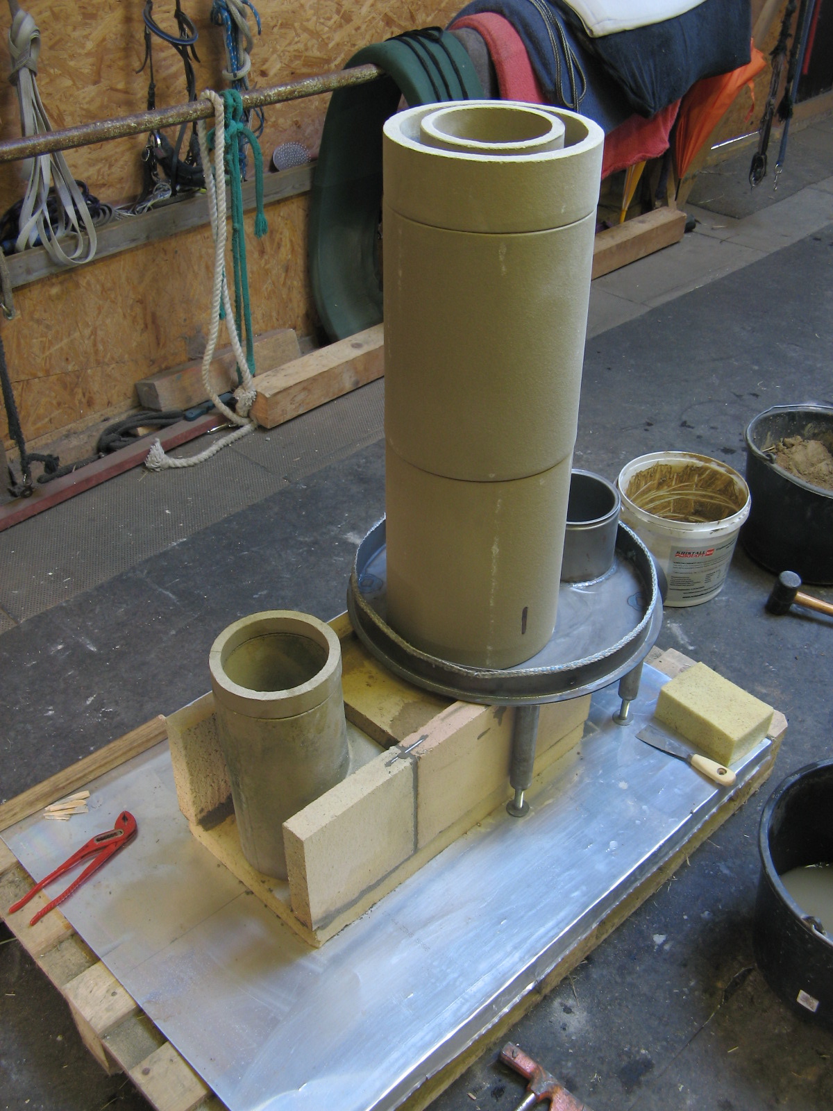 ROCKET STOVE - POELE DRAGON - POELE DE MASSE - Site de ...