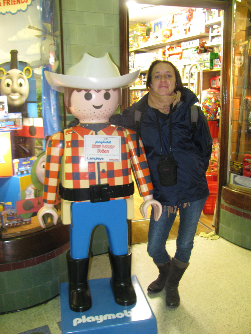 Mme TOUZARD et son Playmobile
