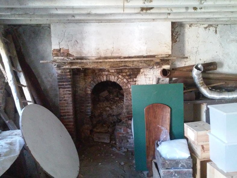 Cheminée et four à pain avant travaux