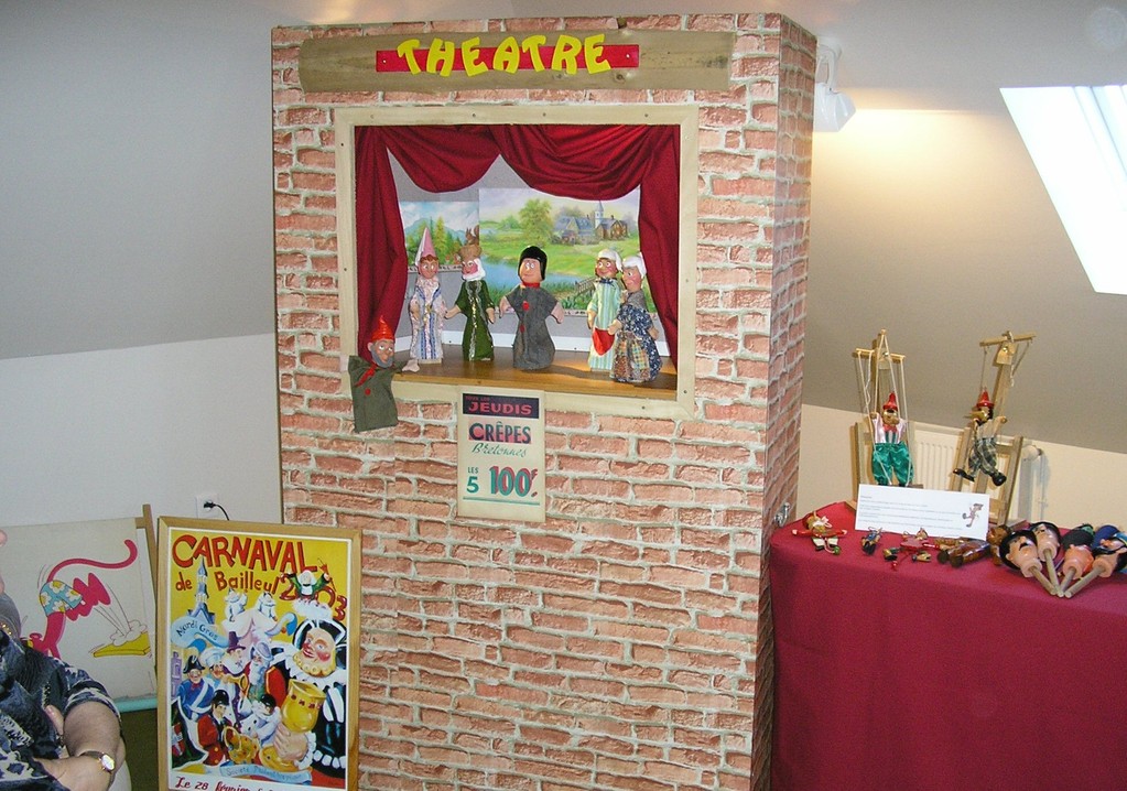 Théâtres marionnettes