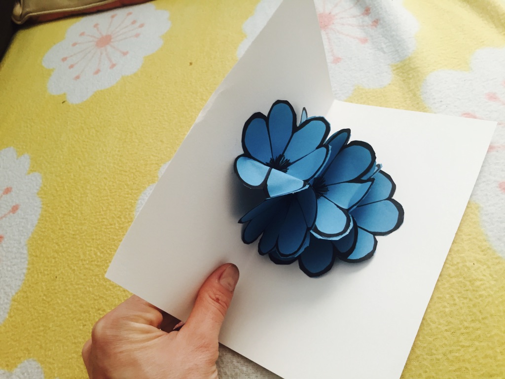 ATELIER CARTE POP UP