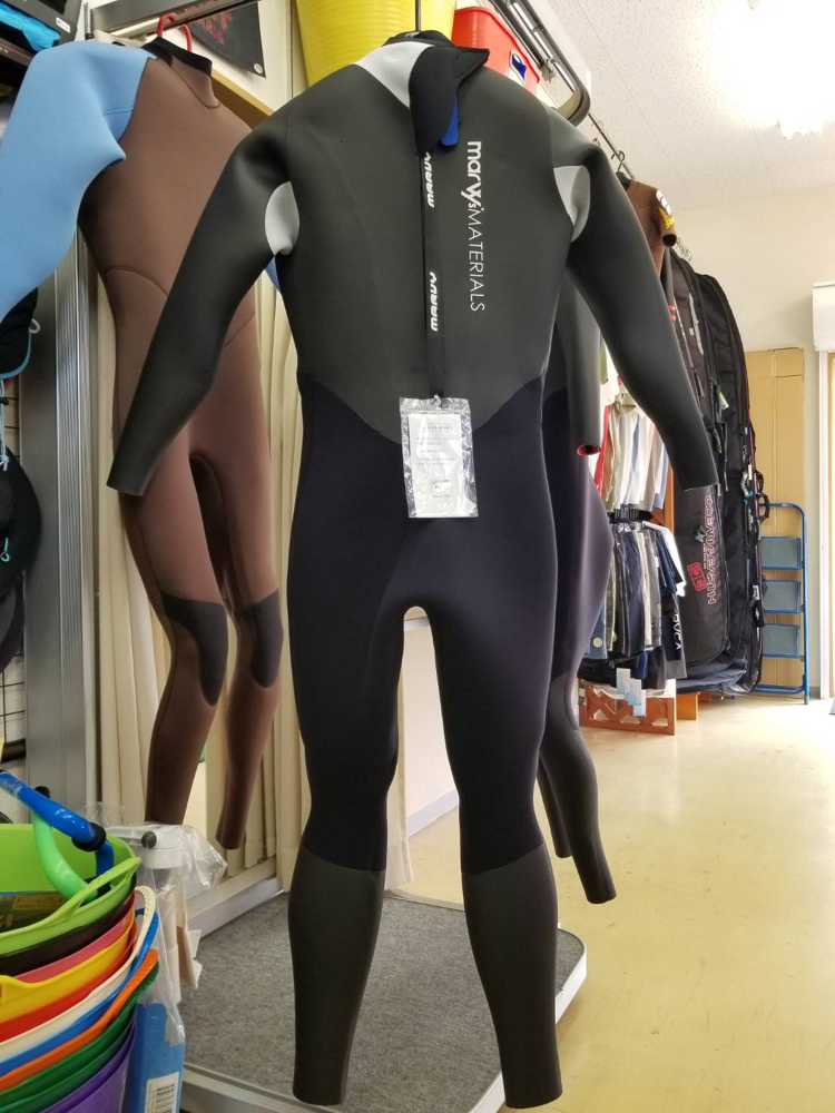 激安な ＭＡＲＶＹ ウェットスーツ Ｍ サーフィン ダイビング kids