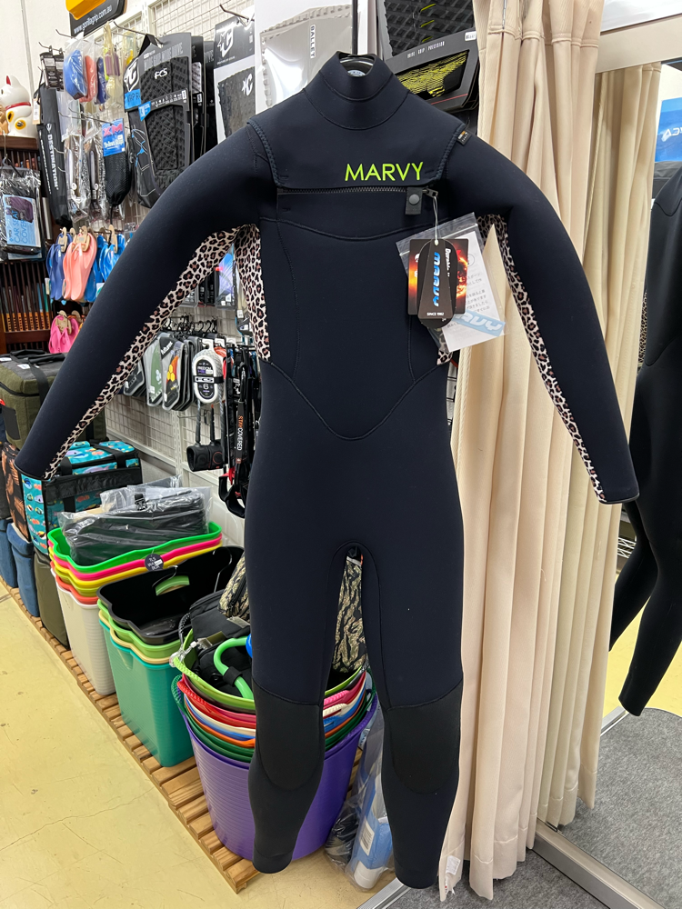 小物などお買い得な福袋マービー ドライスーツ