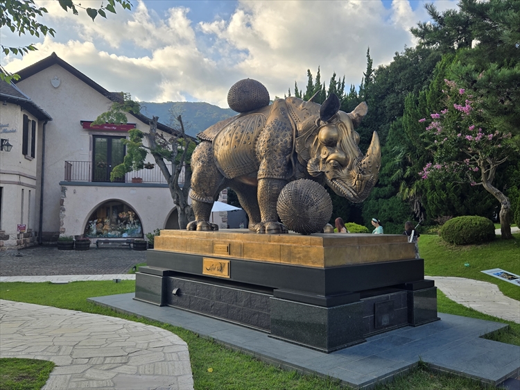 ハーブ庭園・森の美術館