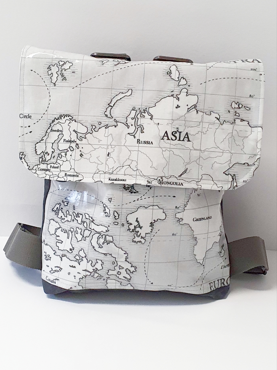 Rucksack klein mit Überschlag