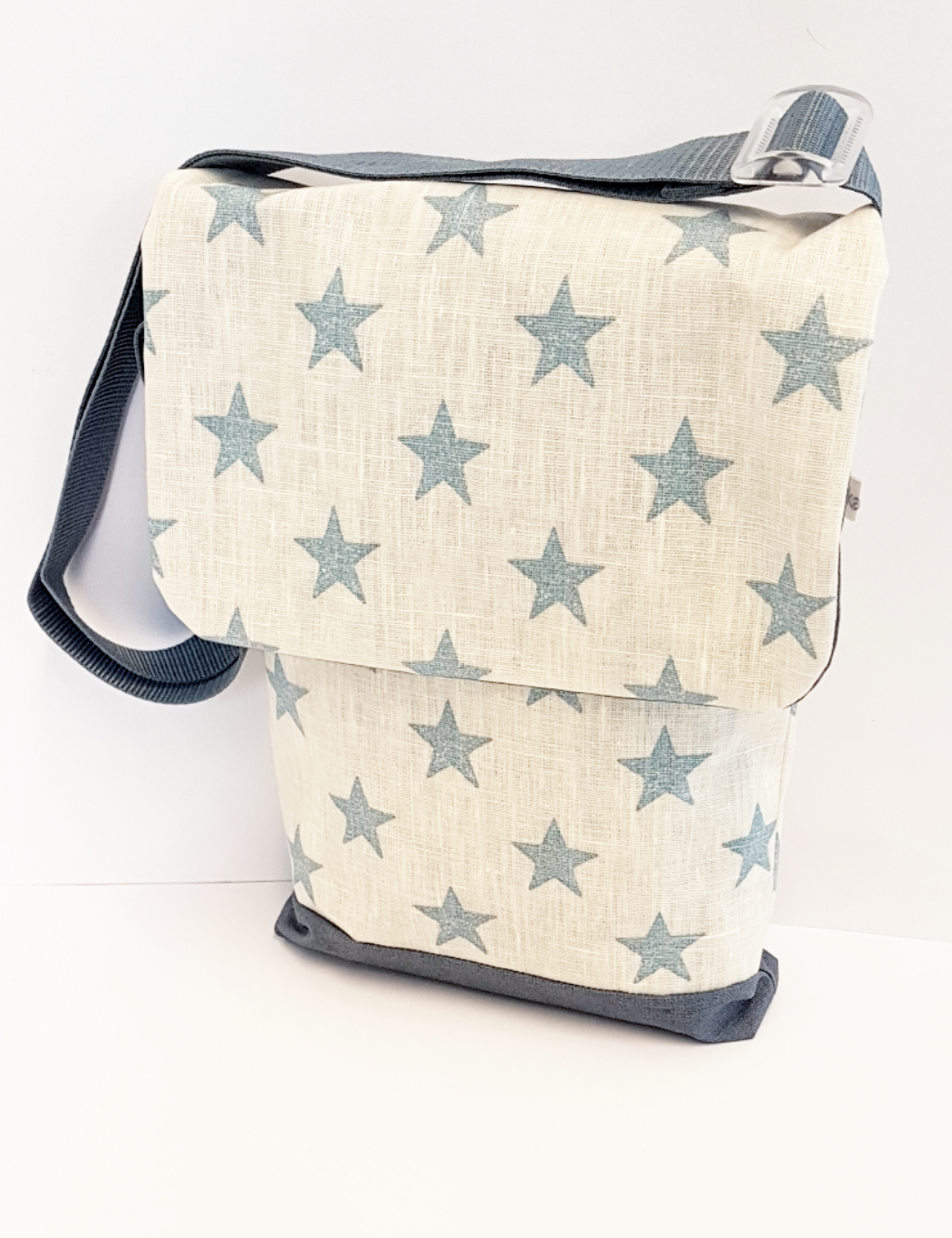 Kindertasche, Verkauft