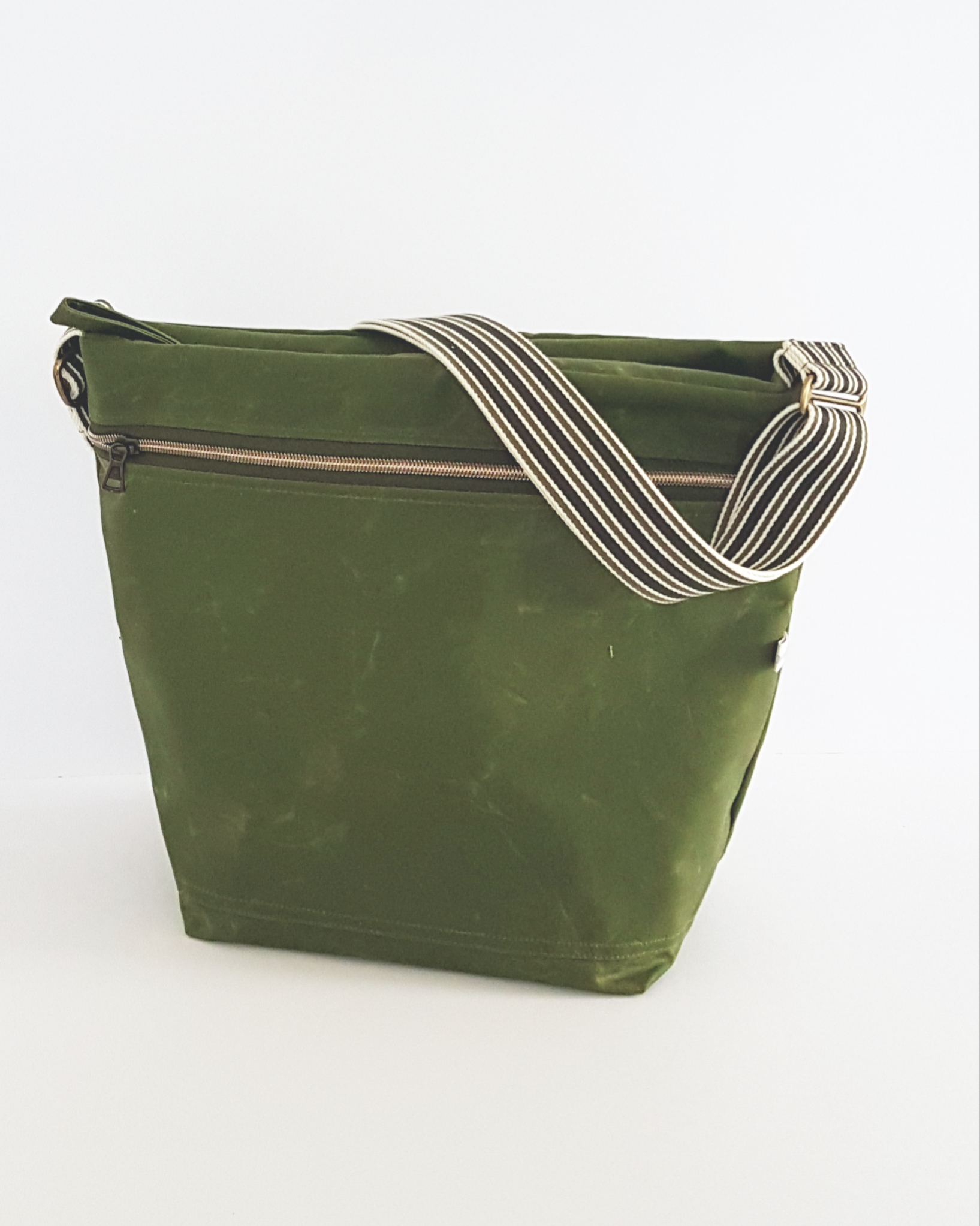 Umhängetasche gross, Oilskin farn