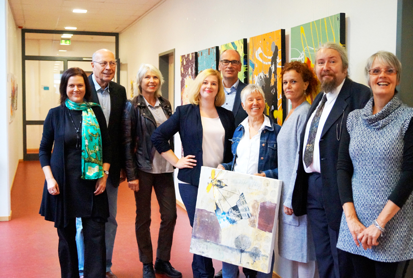 Einzelausstellung in der VHS Oldenburg, Vernissage, 2017, Sarah Esslinger-Dahlmann, über 50 farbintensive, abstrakte Werke