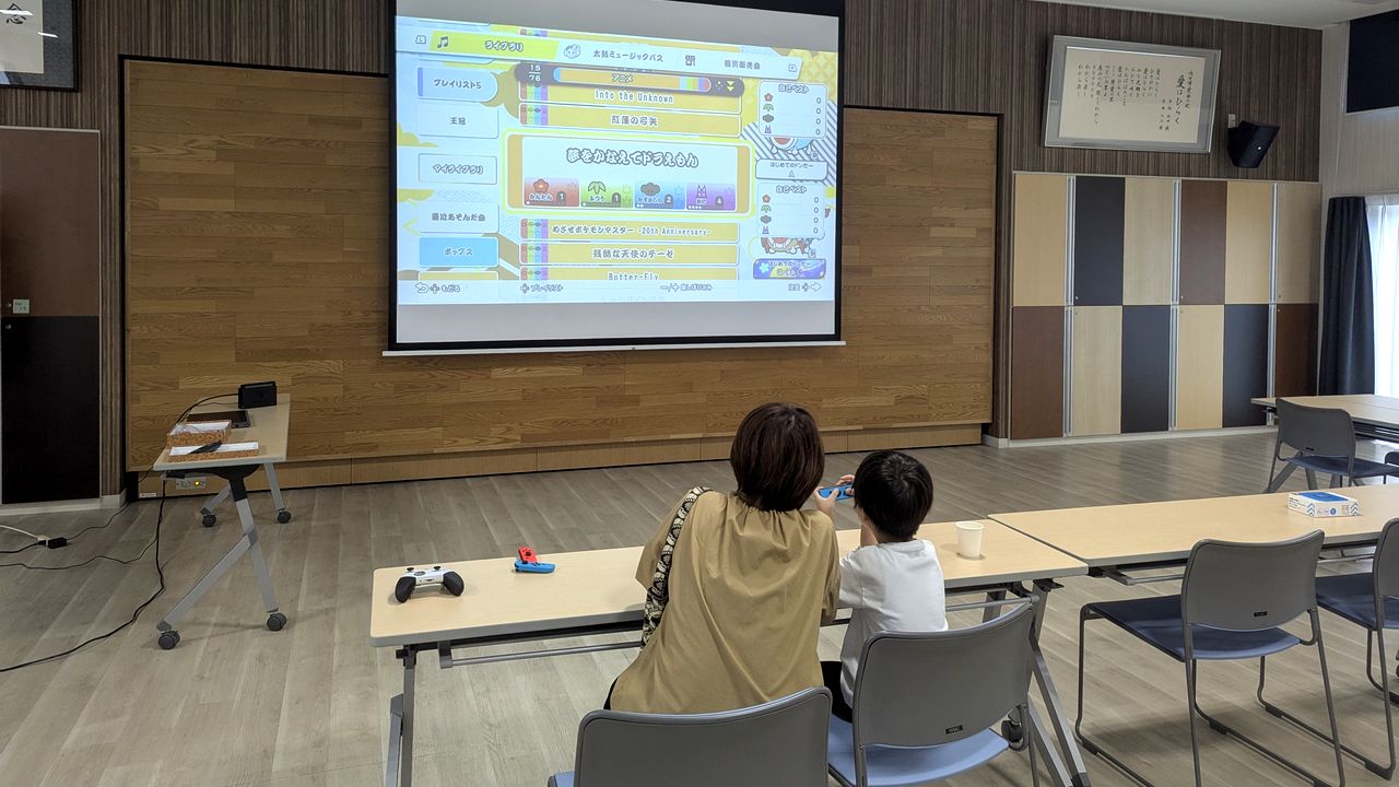 就業　６月　青空カフェを開催しました