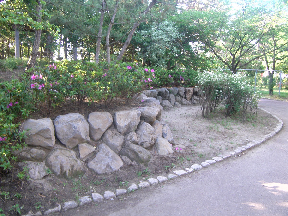 鳥海石崩れ積み