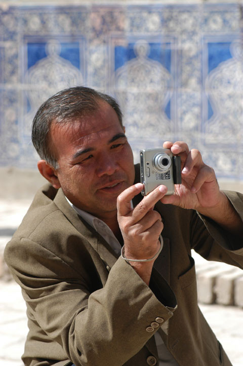 Nabi Olimovich Xushvaqtov, le directeur du musée Amir Temur de Shahrisabz (photo : M.Schvoerer, 2008)