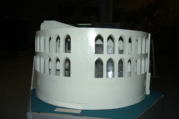 Maquette de l'observatoire au musée d'Histoire de Tashkent - vue n°2 (photo : C.Ollagnier, 2008)