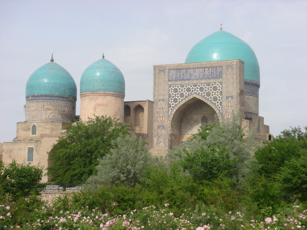 Kok Gumbaz ("dome bleu") fait partie de l'ensemble Dorut-Tilavat construit sous les ordres de Timur (photo : C.Ollagnier, 2007)