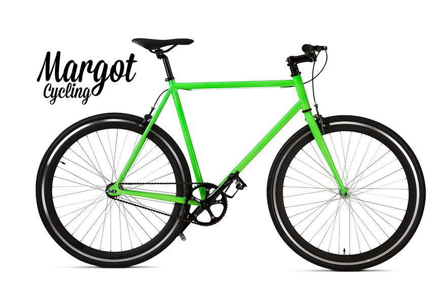 In foto, la fixed bike DRAGONFLY. E' evidente il piacevole contrasto verde-nero, illuminato dal riflesso alluminio delle piste frenanti e dei raggi.