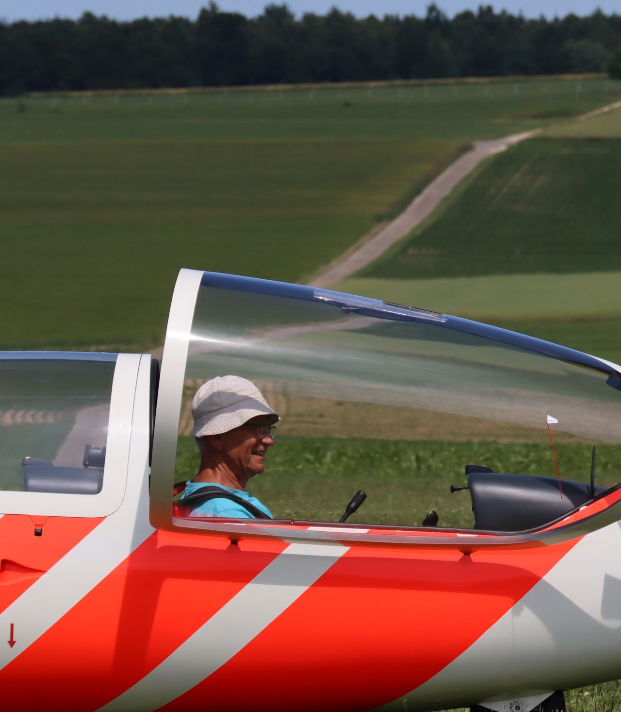 ...und den bestandenen Lehrgang zum Segelflugzeugwart...