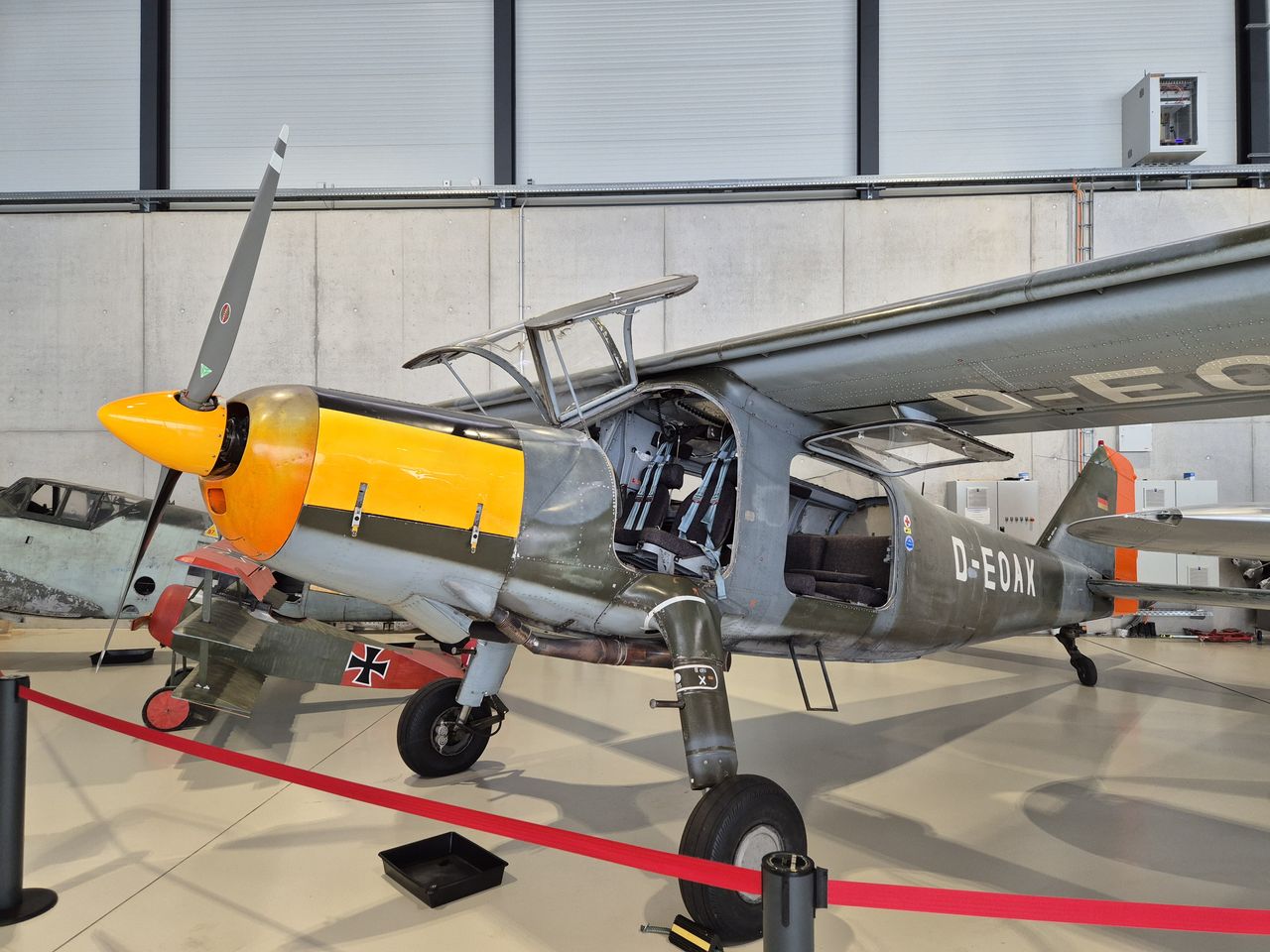 Regenprogramm: Besuch im "Luftraum Süd"