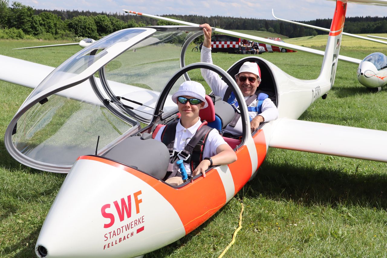 Mit Fluglehrer Knaube im Twin