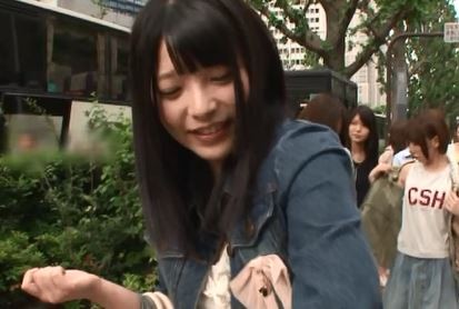 上原亜衣(うえはらあい)さん。現在NO1人気といっていいでしょう。