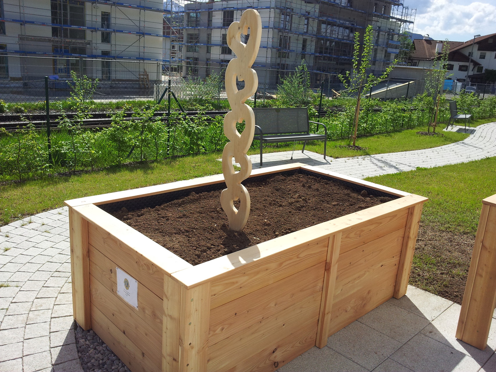 Hochbeet mit Dekostab