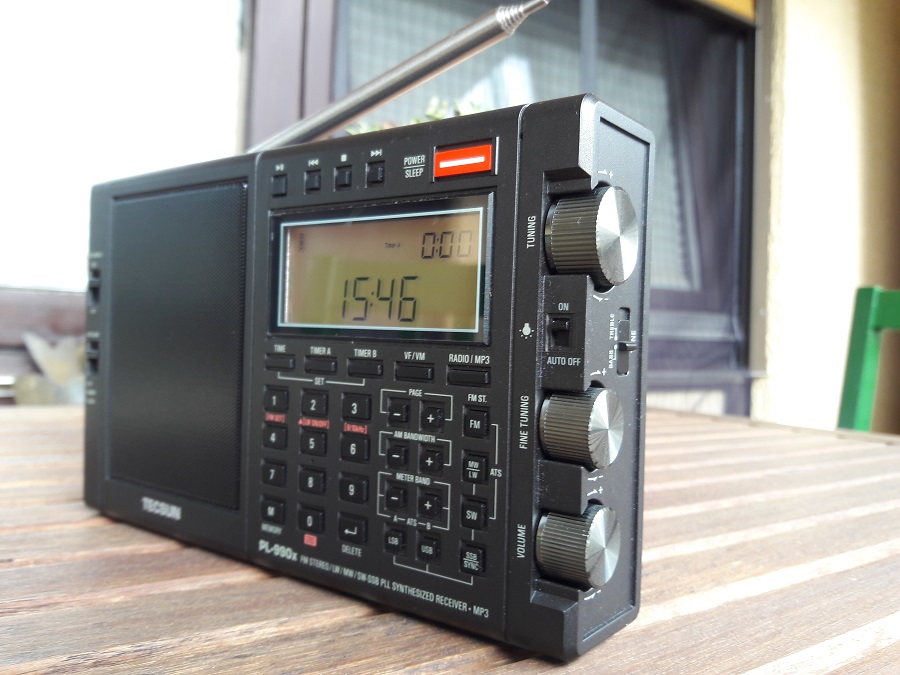 TECSUN PL990x Weltempfänger , Antennen, Taschenlampen