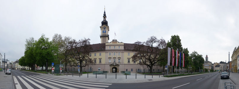 Landhaus, Landhausturm, Landersregierung, Alter Dom