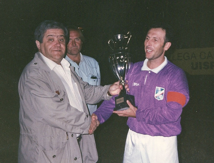 Michelino Vassalli premiato nella Supercoppa 1995