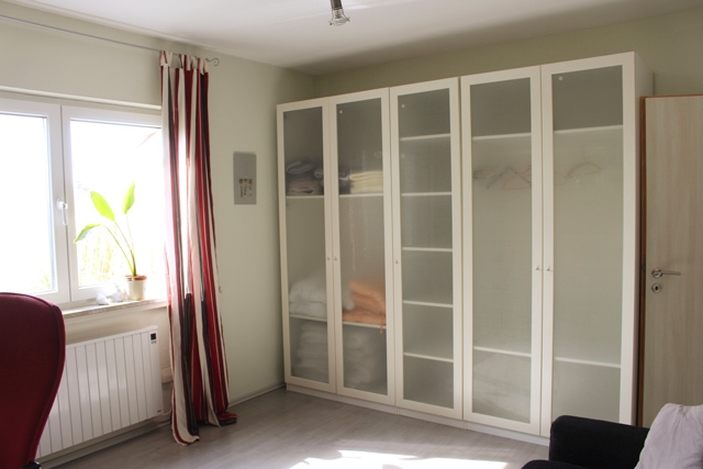 Kleiderschrank Arbeitszimmer