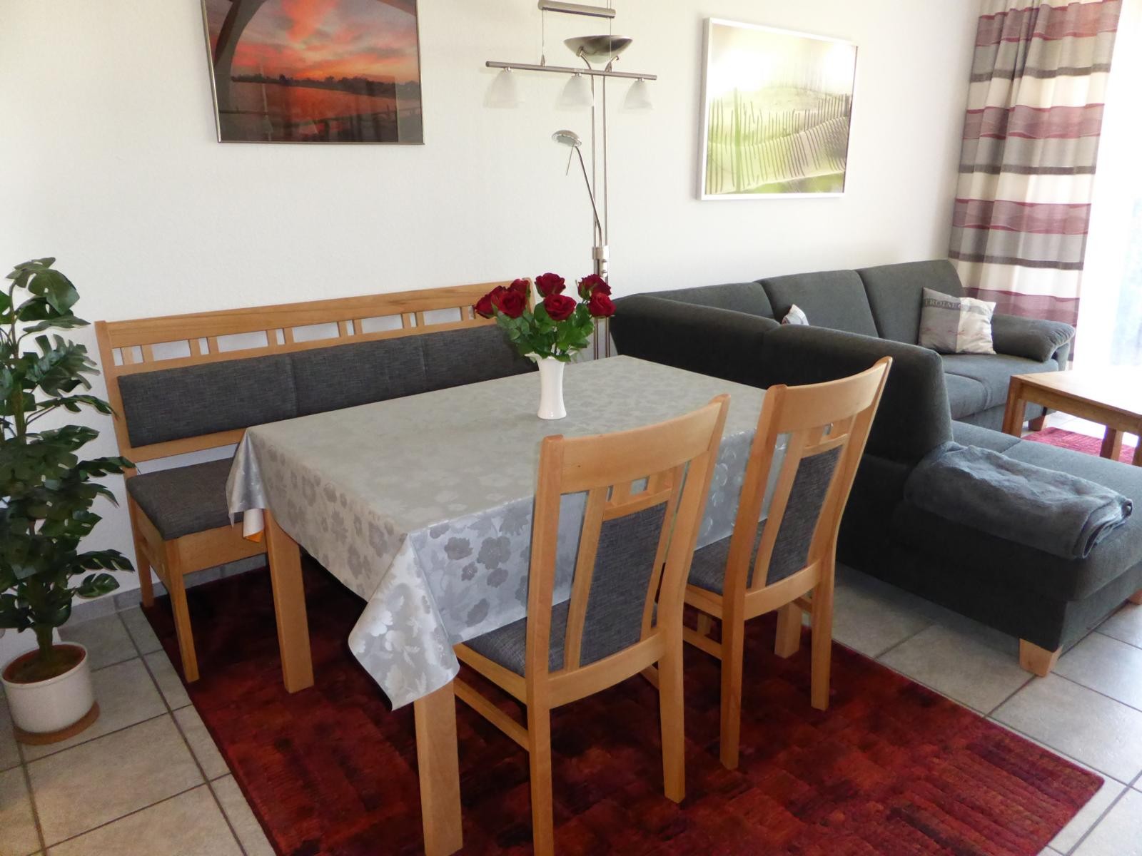 Ferienhaus Ostseefeeling - Esszimmer / Wohnzimmer