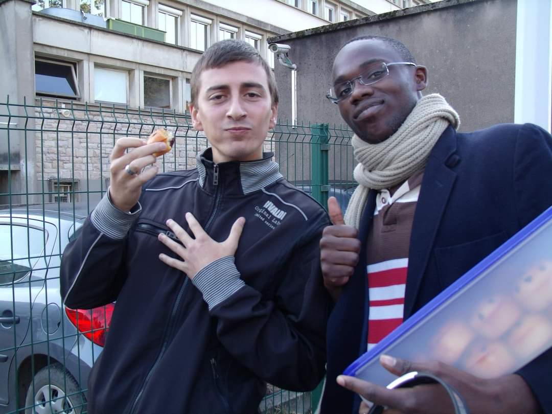 Restaurant / Bar le Motor Grill - vente de gatine au lycée lamartine
