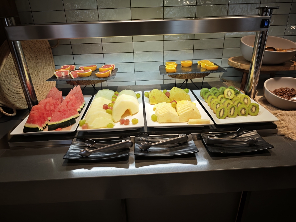 Petit déjeuner Marin Beach Club - Motor Trip par Restaurant / Bar Le Motor Grill