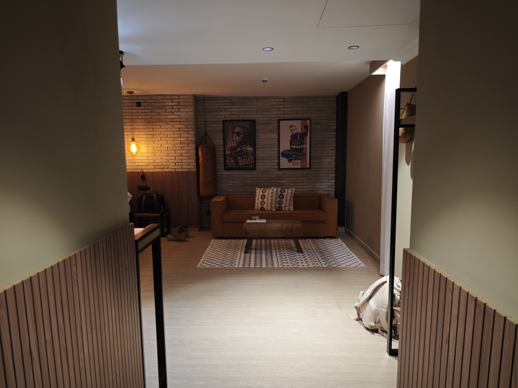 Suite Marin Beach Club - Motor Trip par Restaurant / Bar Le Motor Grill