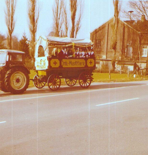 Karnevalswagen 1974 "Inde - Musketiere"