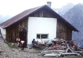 1976 bei der Übernahme