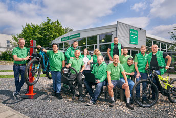 Das Team aus Düsseldorf berät Sie auch telefonisch, per e-Mail oder Video Chat