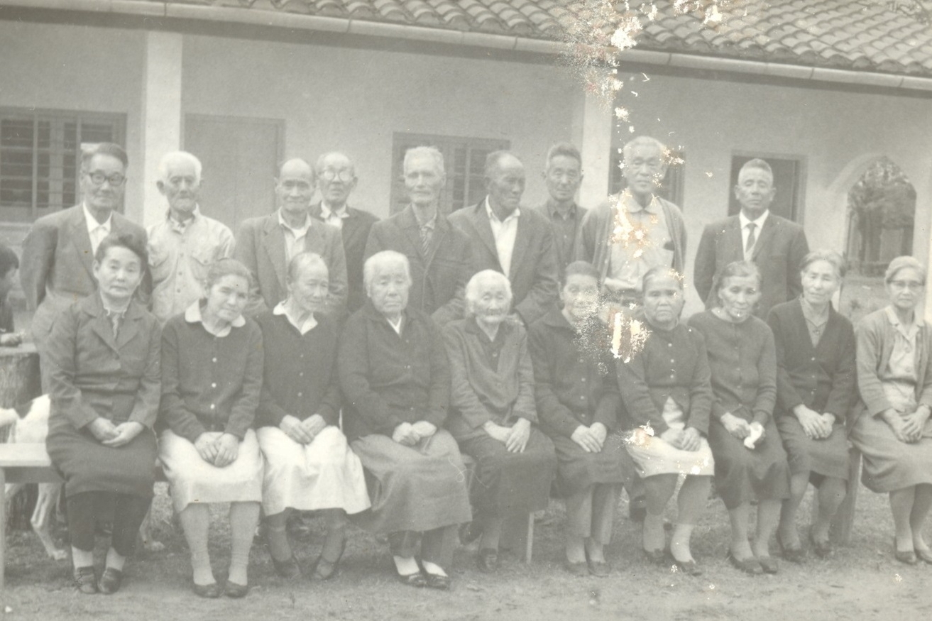 改めて日本語学校が建設されたのは1969年6月15日のことであった。（写真は1975年4月以前のもの）（※）