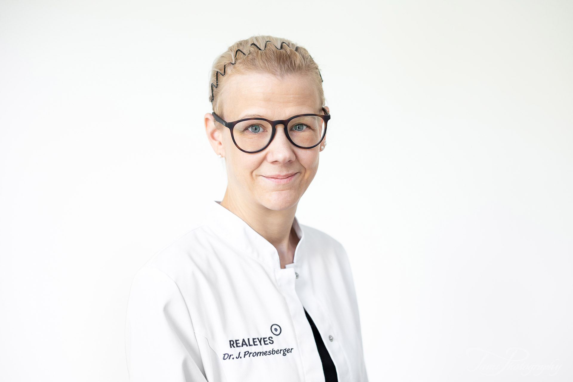 Professionelles Arztportrait in Heidenheim an der Brenz – moderne Praxisfotografie für medizinische Praxen