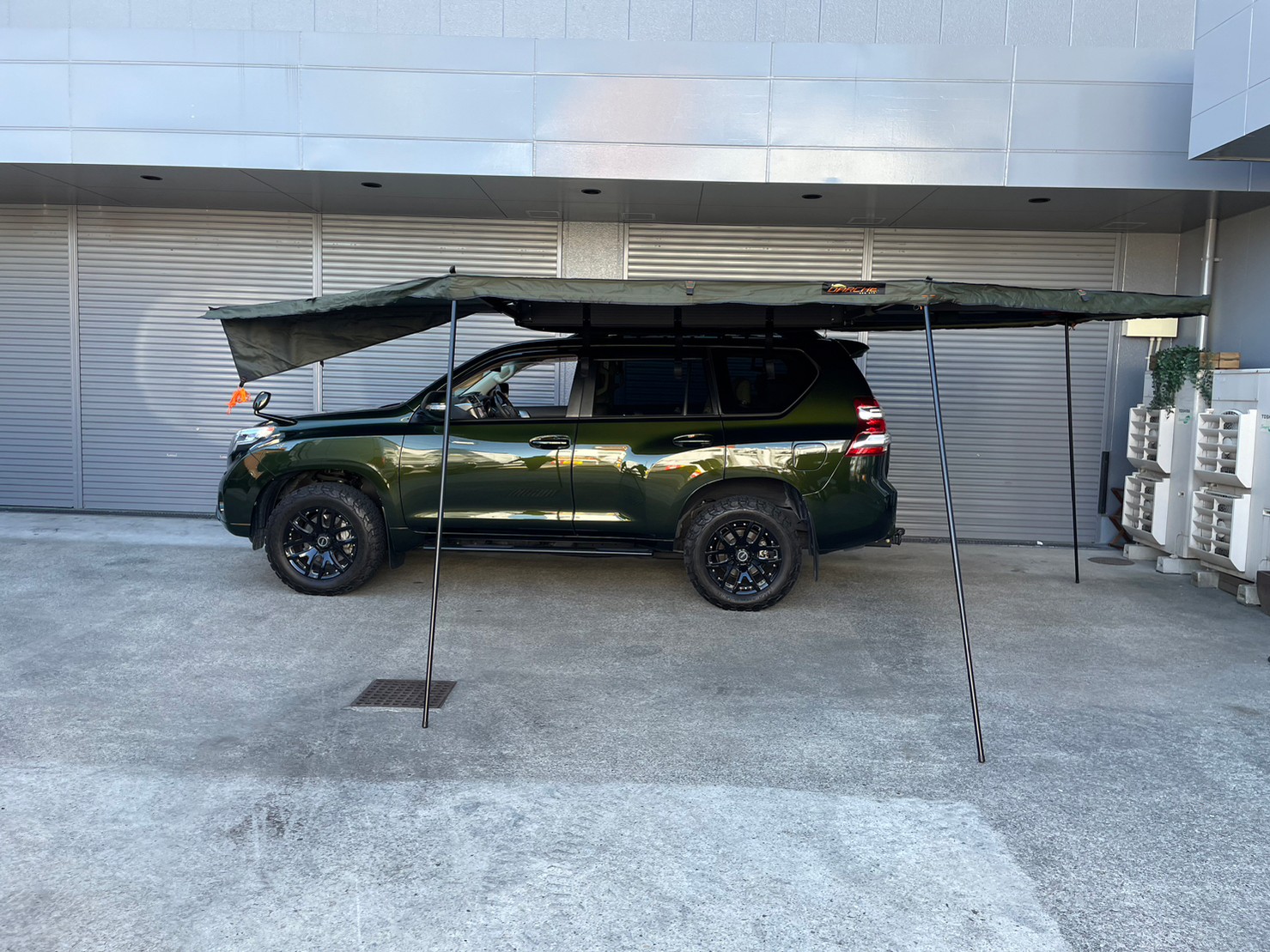 ECO ECLIPSE 270 AWNING LEFT 150プラドに取り付けです。/DARCHE ECO ECLIPSE 270 AWNING LEFT 150プラドに取り付けです。/DARCHE