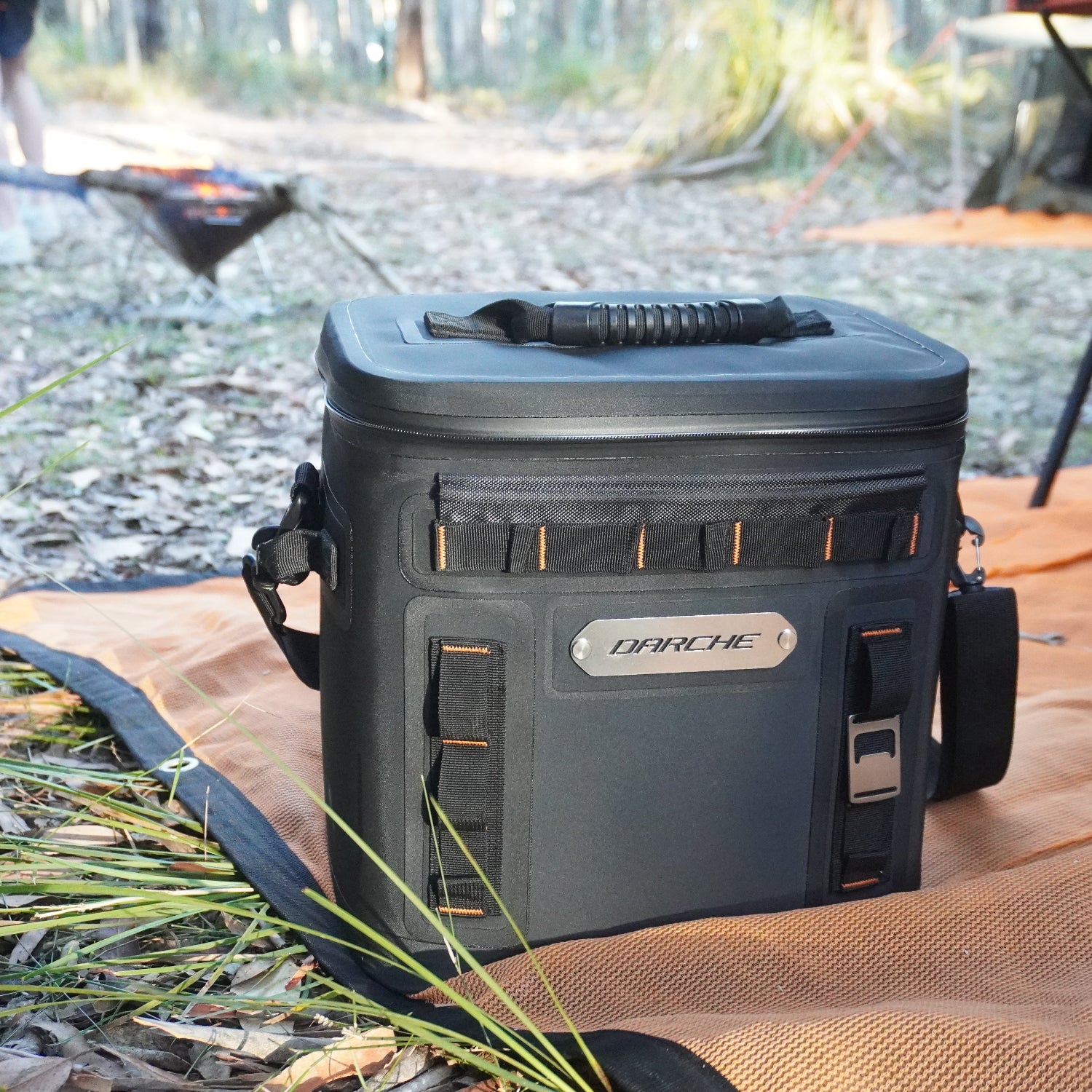 「DUALTRAX COOLER BAG」登場！24時間氷が解けないタフなソフトクーラー/DARCHE