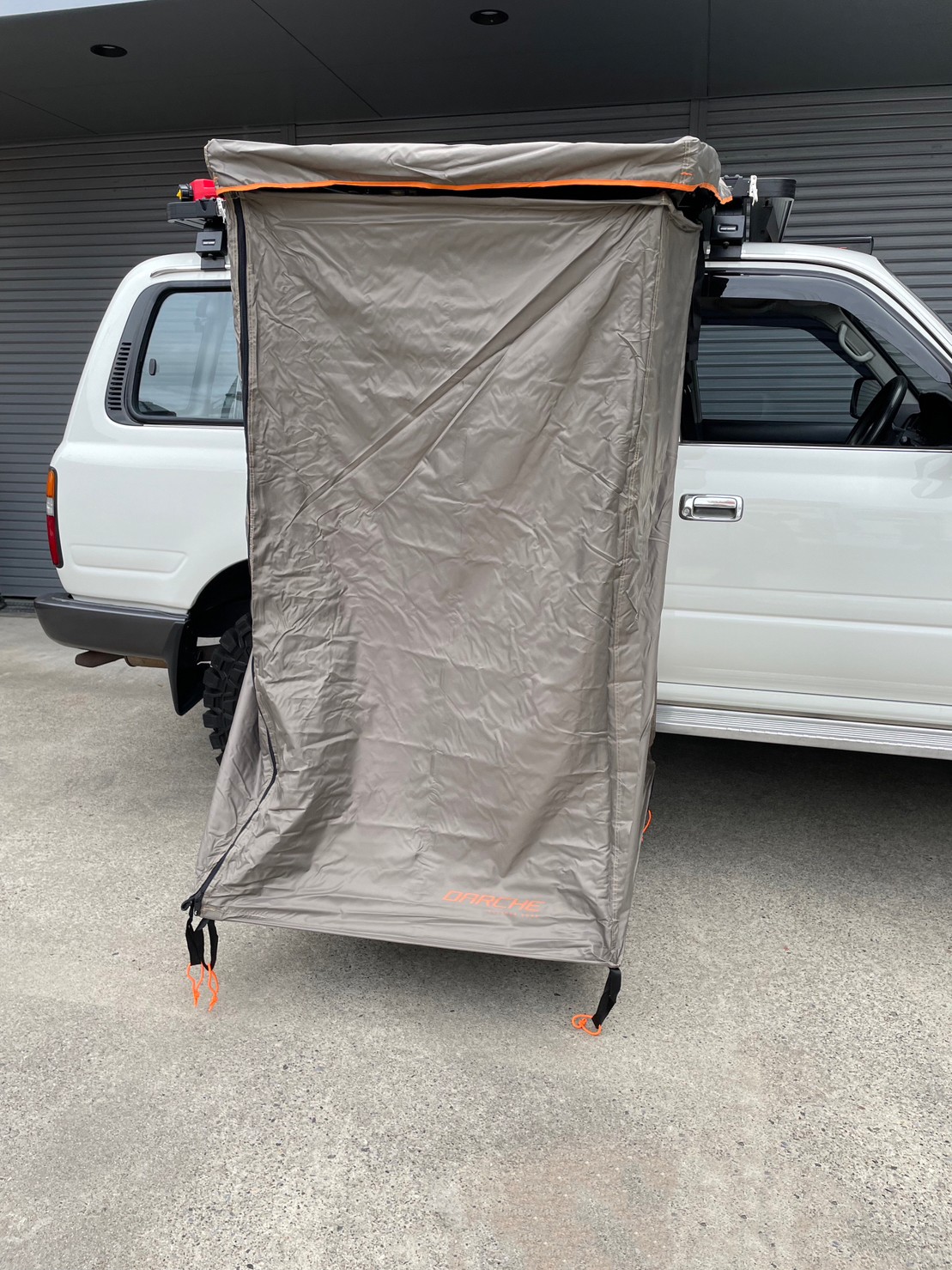 ECLIPSE CUBE SHOWER TENT/DARCHE DARCHE 高品質なルーフテントや展開面積世界最大級のカーサイド