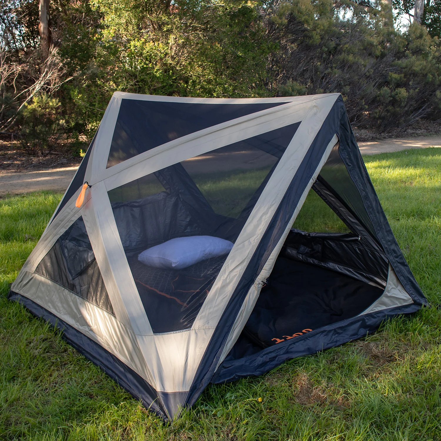 「3P QUICK TENT」登場！わずか1分で設営できるポップアップテント/DARCHE