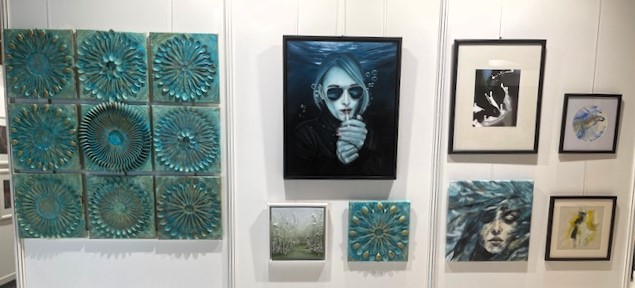 Die gemeinsame Wand des Gmundner Kunstvereins