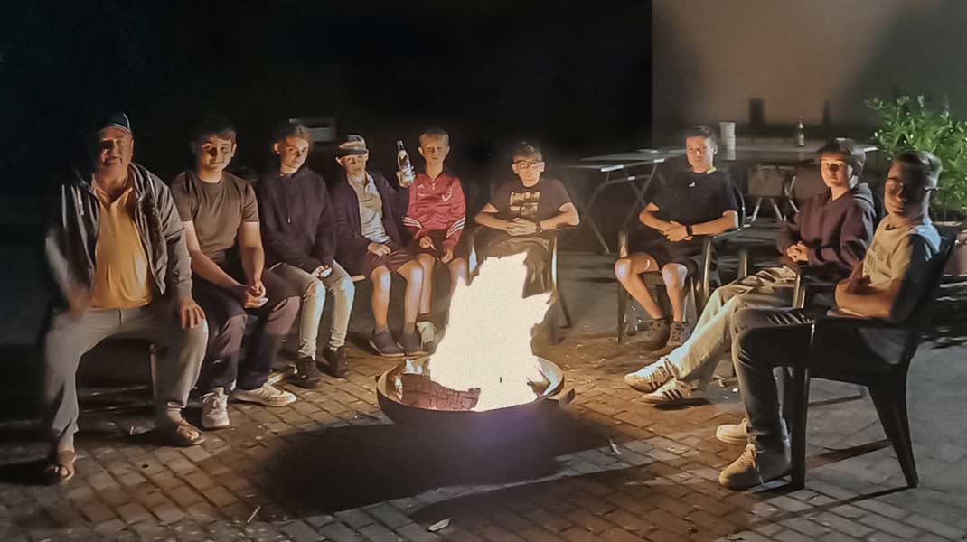 Lagerfeuer: Die Bratwürste waren lecker