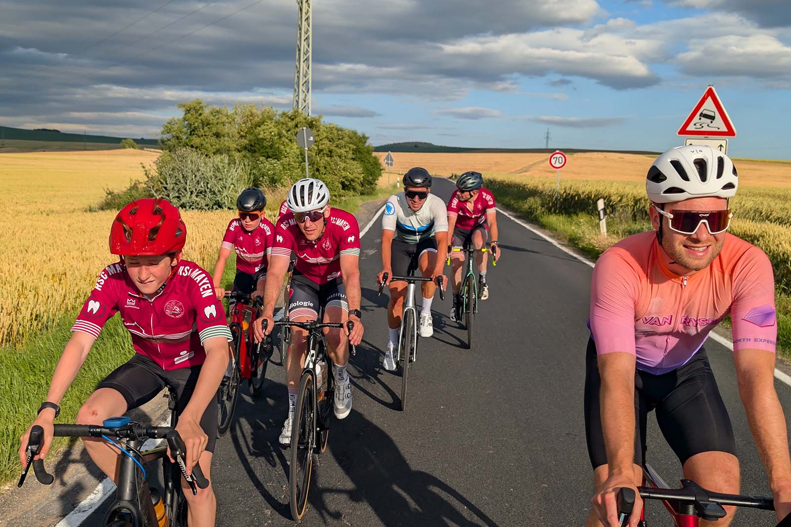24.06.2025: Rennrad-Dienstagstraining ins Maifeld
