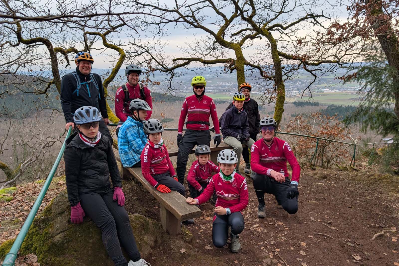 22.02.2025: Eine Kids-Gruppe beim Training an der Teufelskanzel