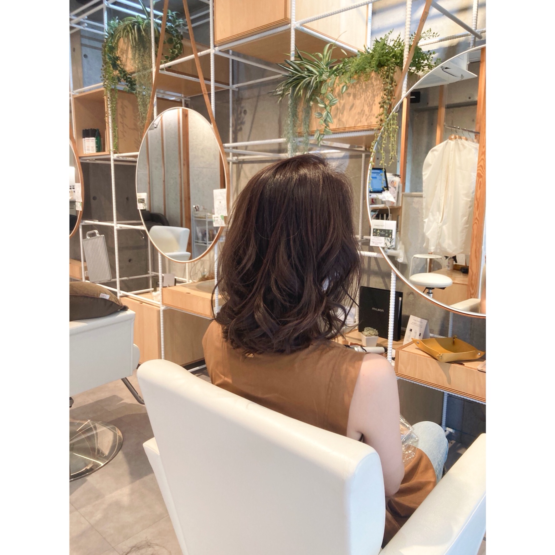 アイロンで柔らかいヘアスタイル に エフィラージュカット Grantus 横浜元町 石川町の美容室 アイロンで柔らかいヘアスタイル に エフィラージュカット Grantus 横浜元町 石川町の美容室