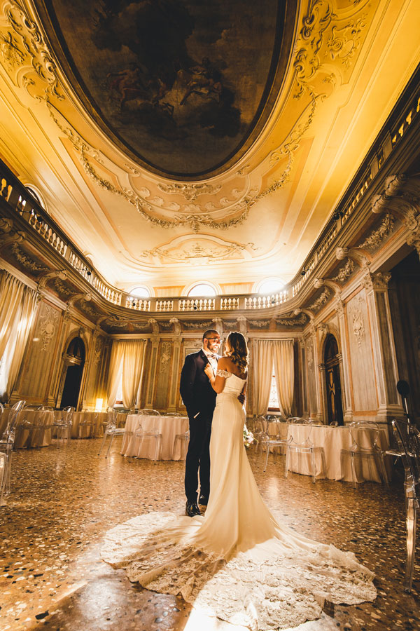 Matrimonio-in-Gondola-a-Venezia